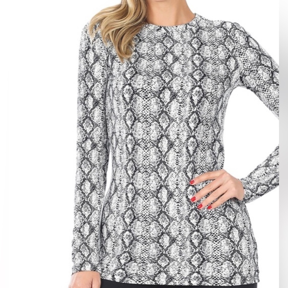 NWT. $45R Zenana Outfitters 2-Piece Lounge Set. Size Small Snakeskin Pri… - Picture 3 of 5